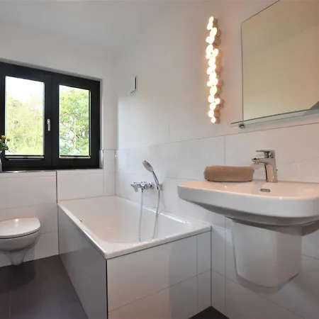 Ferienhaus Wildrose 1 Kuehlungsbor בית נופש *