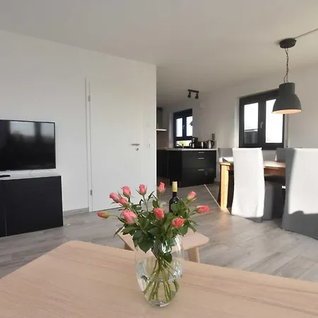 Ferienhaus Wildrose 1 Kuehlungsbor